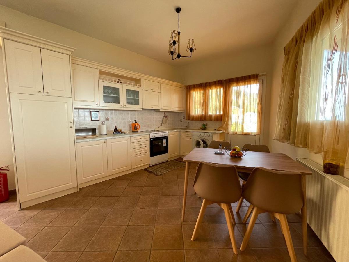 Village House Kalypso パレオカストリッツア エクステリア 写真