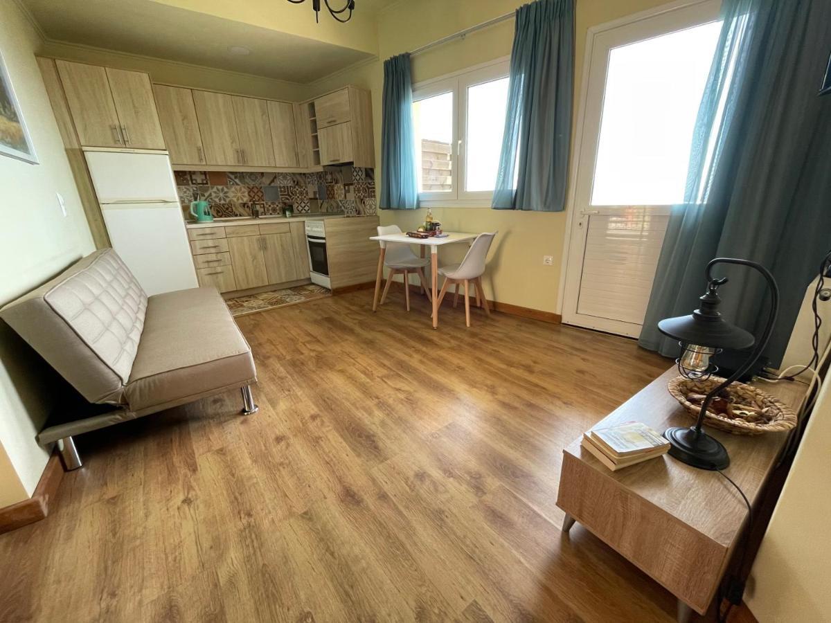 Village House Kalypso パレオカストリッツア エクステリア 写真