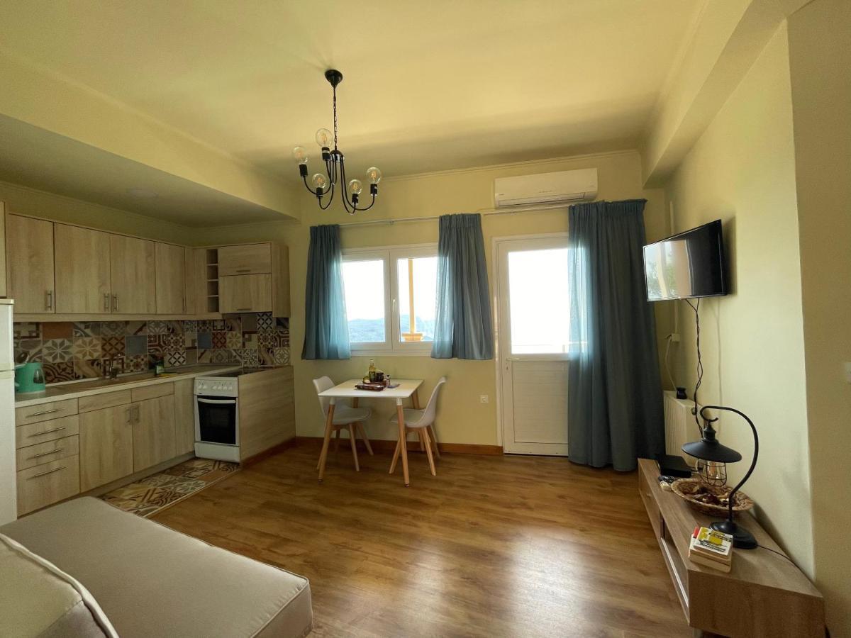 Village House Kalypso パレオカストリッツア エクステリア 写真